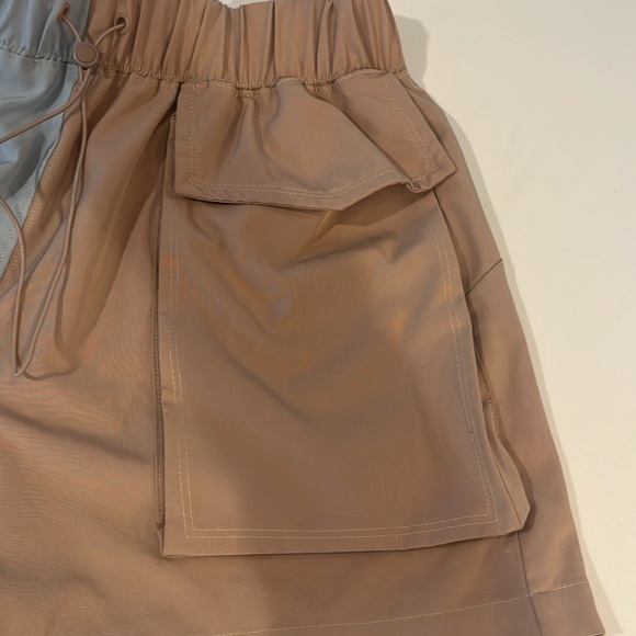 Fabletics Shorts - Picture 3 of 6